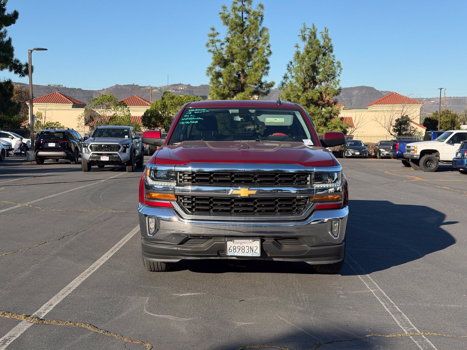Used 2018 Chevrolet Silverado 1500 LT w/ LT Eassist Package RWD image 4