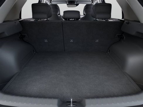 New 2025 Kia Niro SX Touring image 19