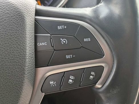 Used 2022 Jeep Grand Cherokee Limited w/ Trailer Tow Group IV AWD/4WD image 27