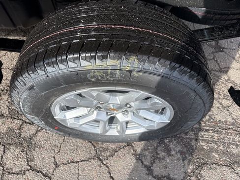 New 2026 Chevrolet Silverado 1500 LT image 16