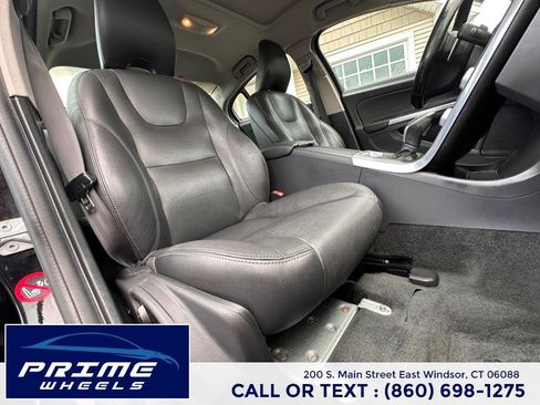 Used 2015 Volvo S60 T5 Premier AWD/4WD image 17