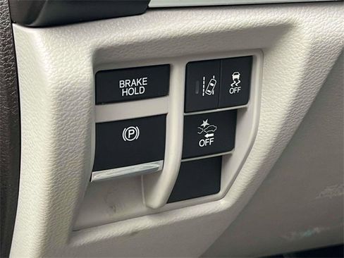 Used 2020 Acura MDX SH-AWD image 23