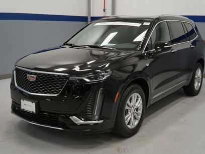 New 2025 Cadillac XT6 Luxury