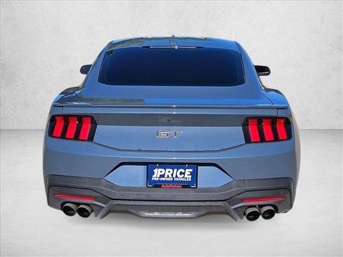 Used 2025 Ford Mustang GT Premium image 7