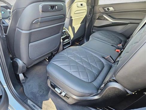 New 2026 BMW X7 xDrive40i image 15