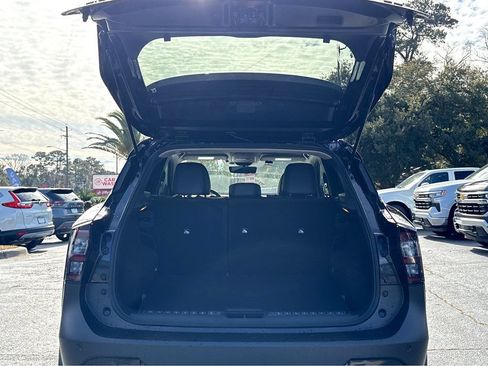 New 2026 Nissan Kicks SR w/ Cold Weather Package AWD/4WD image 14