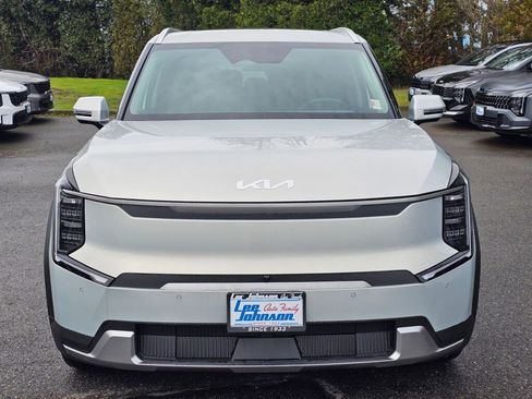 New 2026 Kia EV9 Wind image 2
