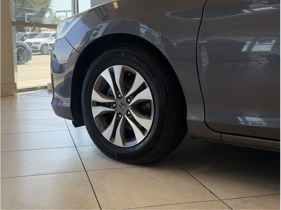 Used 2015 Honda Accord LX image 9