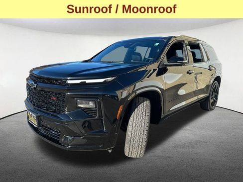 Used 2024 Chevrolet Traverse RS w/ LPO, Floor Liner Package image 5