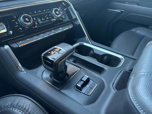 Used 2024 GMC Sierra 1500 Denali w/ Technology Package image 25