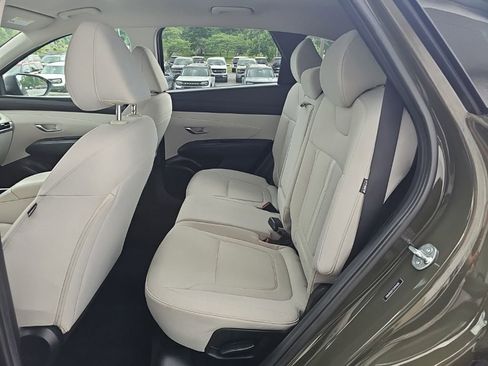 Used 2025 Hyundai Tucson SEL FWD image 11