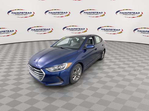 Used 2017 Hyundai Elantra SE image 4