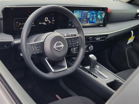 New 2026 Nissan Kicks S image 5