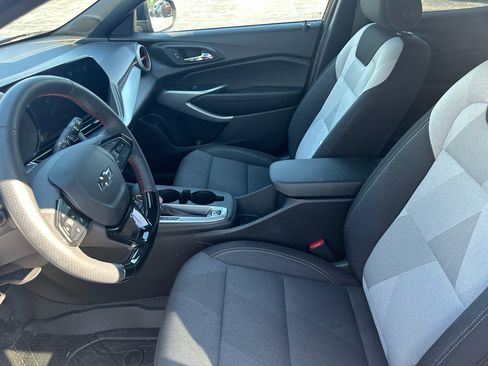 Used 2026 Chevrolet Trax RS w/ Driver Confidence Package FWD image 9