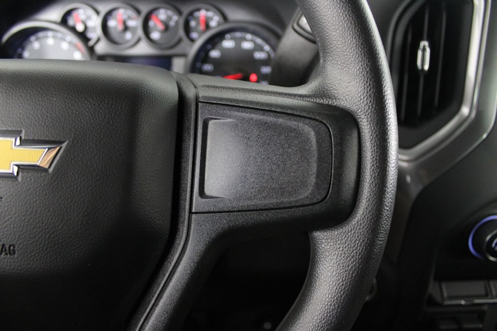 Used 2024 Chevrolet Silverado 2500 Custom w/ Custom Convenience Package AWD/4WD image 23