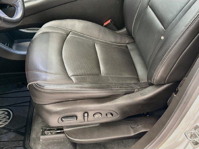 Used 2021 Buick Enclave Avenir w/ Avenir Technology Package AWD/4WD image 19