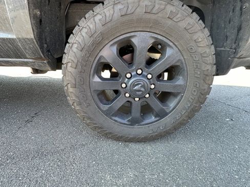 Used 2022 RAM 2500 Laramie image 3