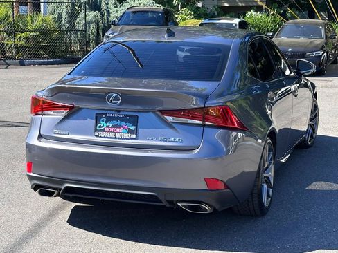 Used 2019 Lexus IS 300 F Sport w/ F Sport Package AWD/4WD image 17