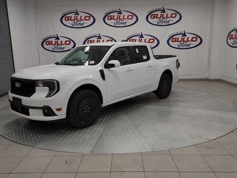 New 2025 Ford Maverick Lobo image 4