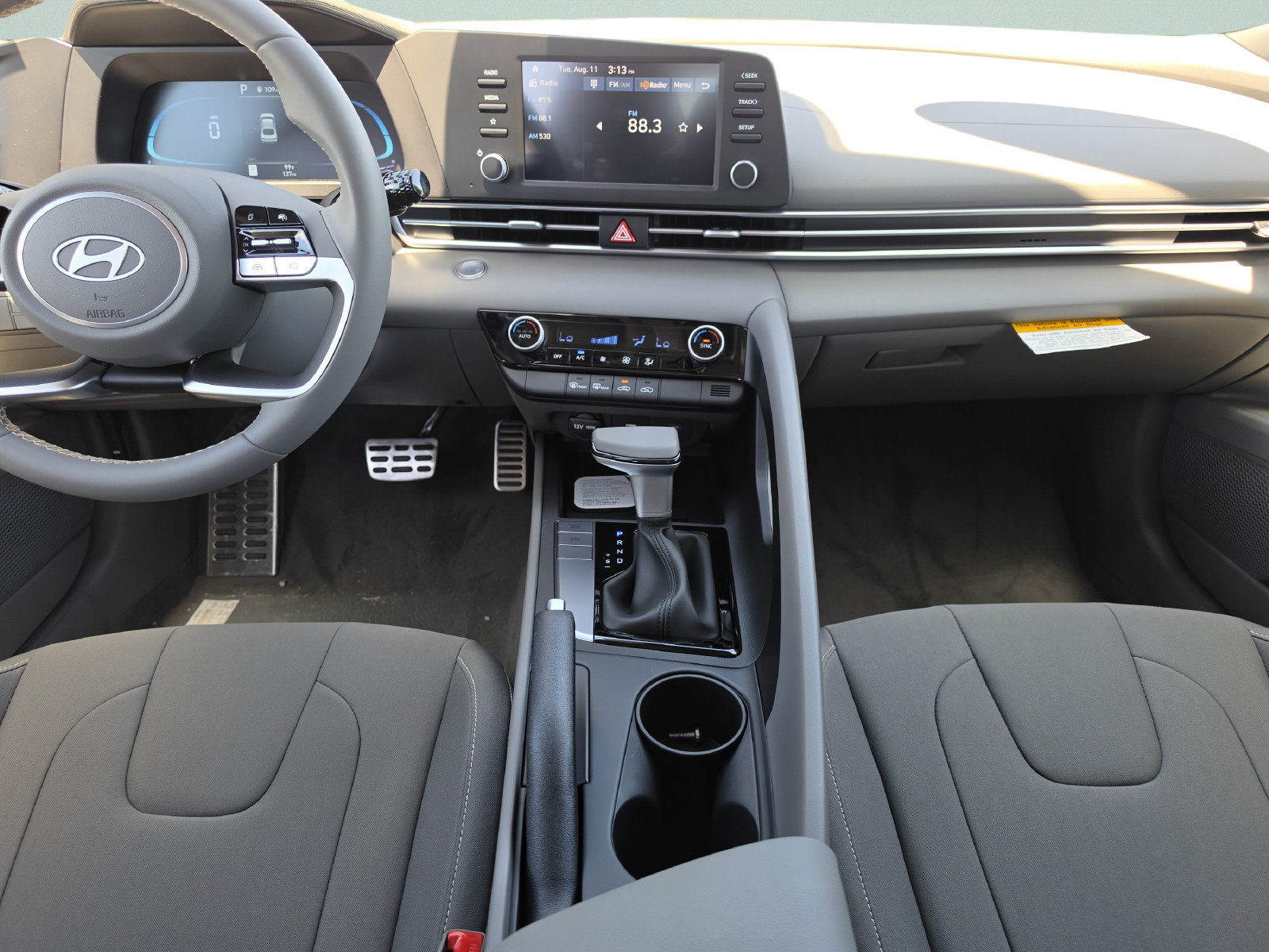 New 2026 Hyundai Elantra Sport FWD image 16