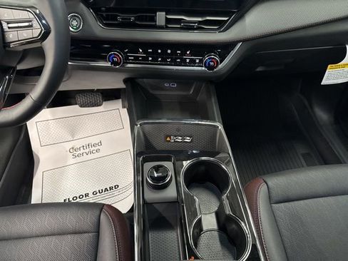 New 2026 Chevrolet Equinox RS w/ Safety and Technology Package AWD/4WD image 18