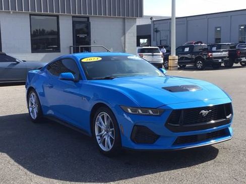 Certified 2024 Ford Mustang GT Premium image 3