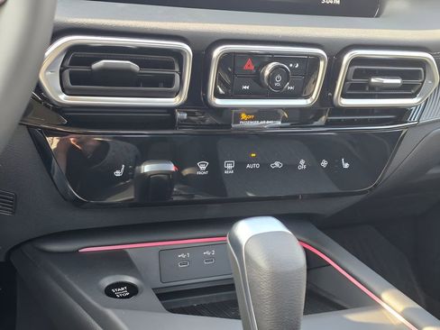 New 2026 Nissan Sentra SV image 21