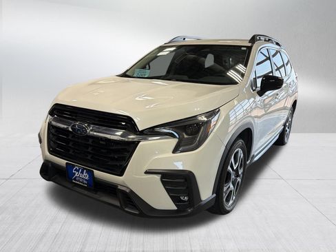 Used 2024 Subaru Ascent Limited AWD/4WD image 3