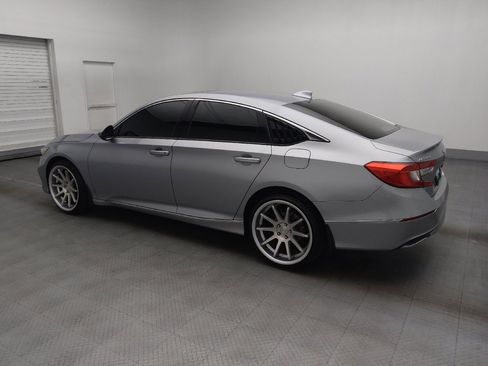 Used 2018 Honda Accord EX image 3