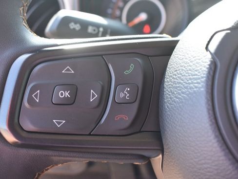 Used 2024 Jeep Wrangler Unlimited Sport AWD/4WD image 19