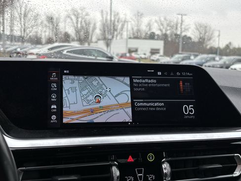 Used 2020 BMW Z4 M40i w/ Premium Package image 24