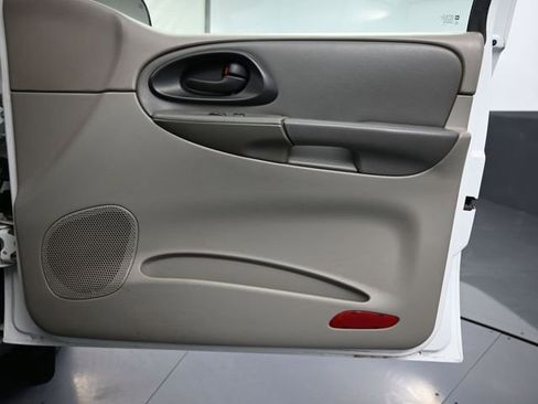 Used 2003 Chevrolet TrailBlazer LS w/ Preferred Equipment Group image 36