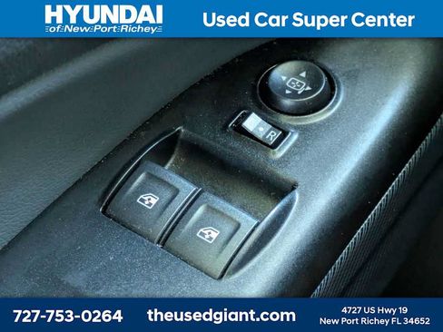 Used 2020 Chevrolet Colorado Z71 AWD/4WD image 30