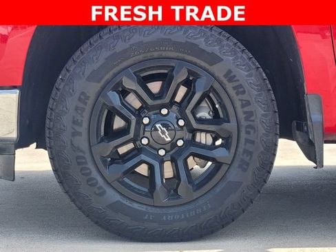 Used 2022 Chevrolet Silverado 1500 LT w/ Protection Package RWD image 10