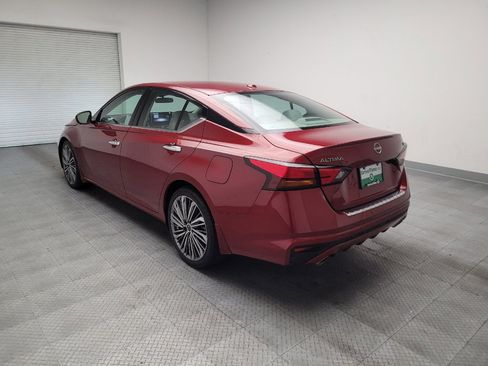 Used 2023 Nissan Altima 2.5 SL FWD image 5