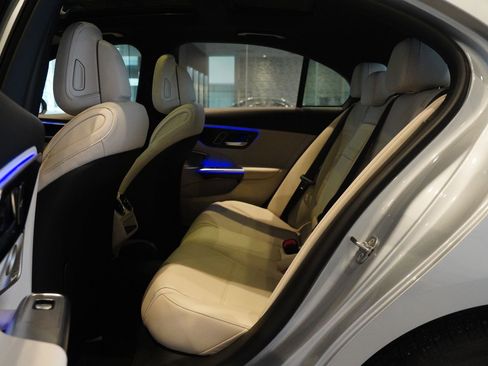 New 2026 Mercedes-Benz C 300 4MATIC Sedan image 16