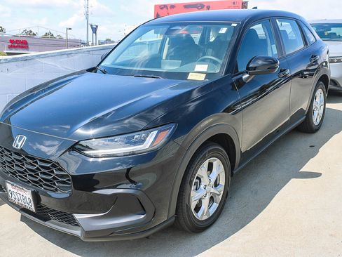 Used 2025 Honda HR-V LX image 6
