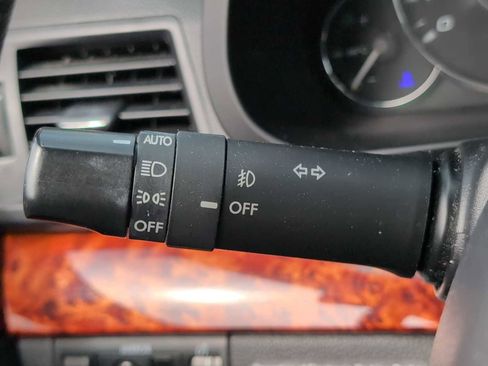 Used 2012 Subaru Outback 3.6R Limited image 26