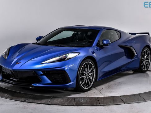 Used 2023 Chevrolet Corvette Stingray Preferred Cpe w/ Z51 Performance Package image 2