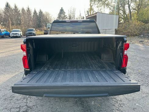 Used 2022 Chevrolet Silverado 1500 LT Trail Boss w/ Protection Package image 16