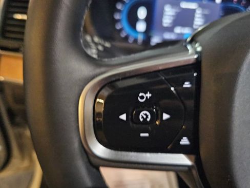 Certified 2023 Volvo XC90 B6 Plus w/ Protection Package AWD/4WD image 23