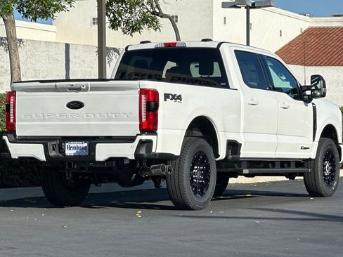 New 2026 Ford F250 Lariat w/ Black Appearance Package image 4