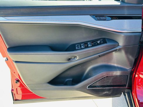 Used 2024 Jeep Wagoneer Launch Edition image 20