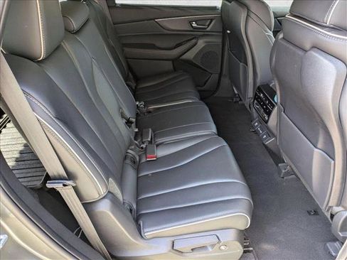Used 2024 Acura MDX SH-AWD w/ Advance Package image 21