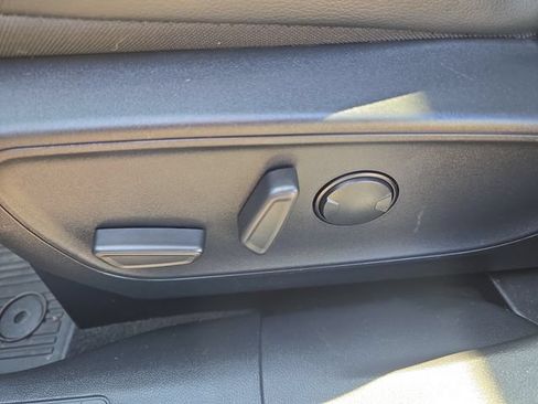 Certified 2022 Ford Escape SEL w/ SEL Stealth AWD Package image 11