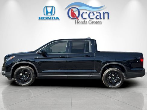 New 2026 Honda Ridgeline Black Edition image 2