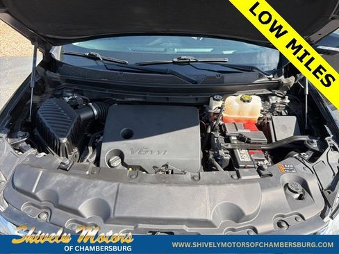 Used 2020 Chevrolet Traverse LT image 30