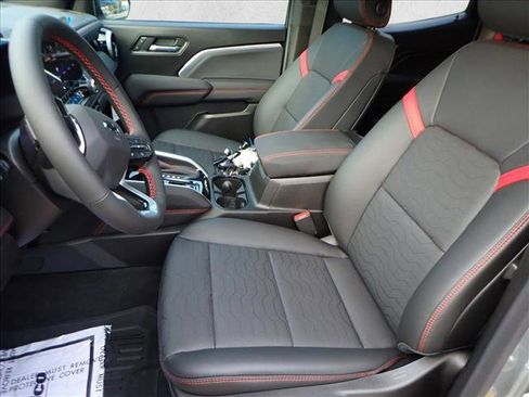 New 2025 Chevrolet Colorado Z71 w/ Technology Package image 10