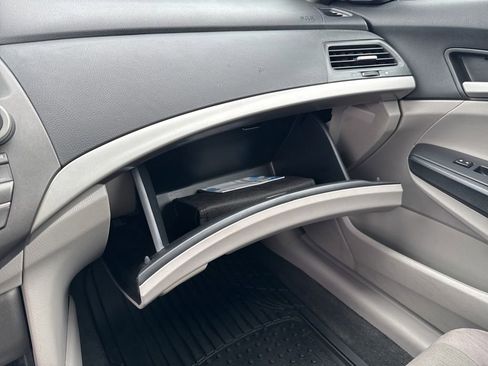 Used 2011 Honda Accord LX image 22