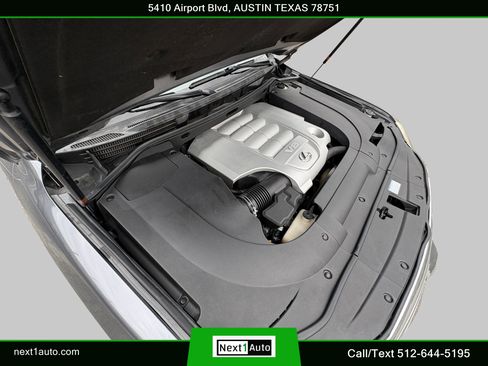 Used 2013 Lexus LX 570 4WD image 42